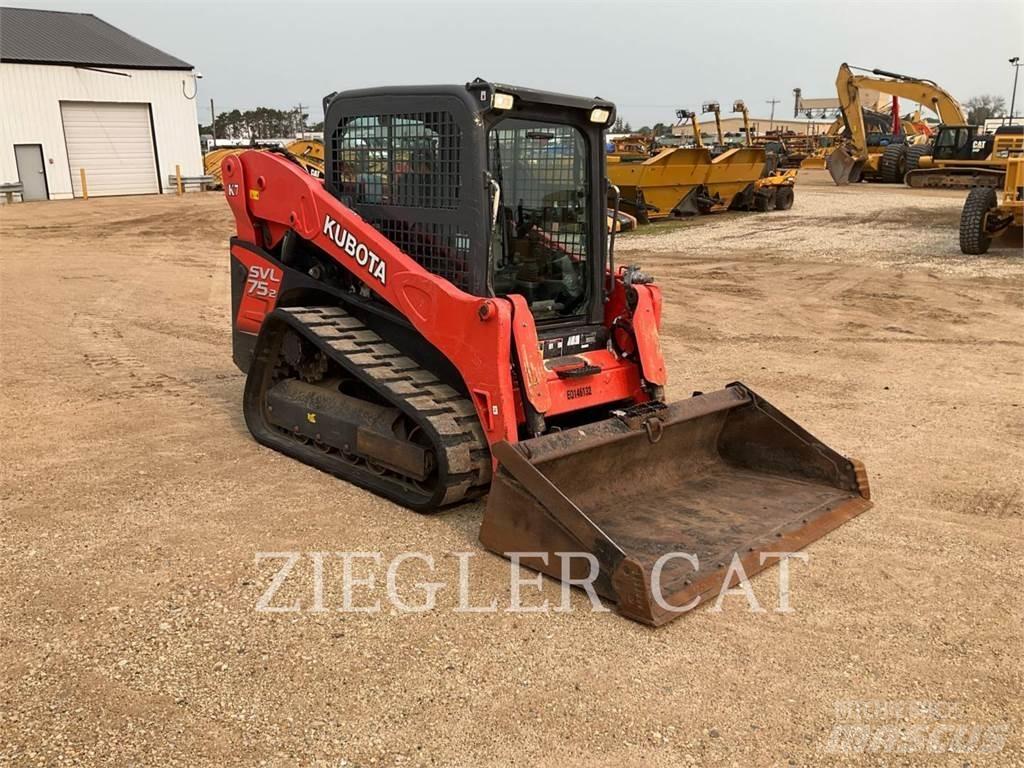 Kubota SVL75 Pale cingolate