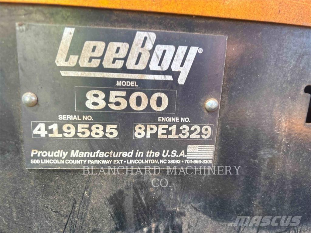 LeeBoy 8500E Finitrici