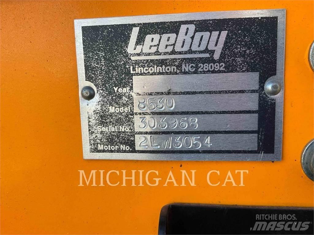 LeeBoy 8530 Finitrici