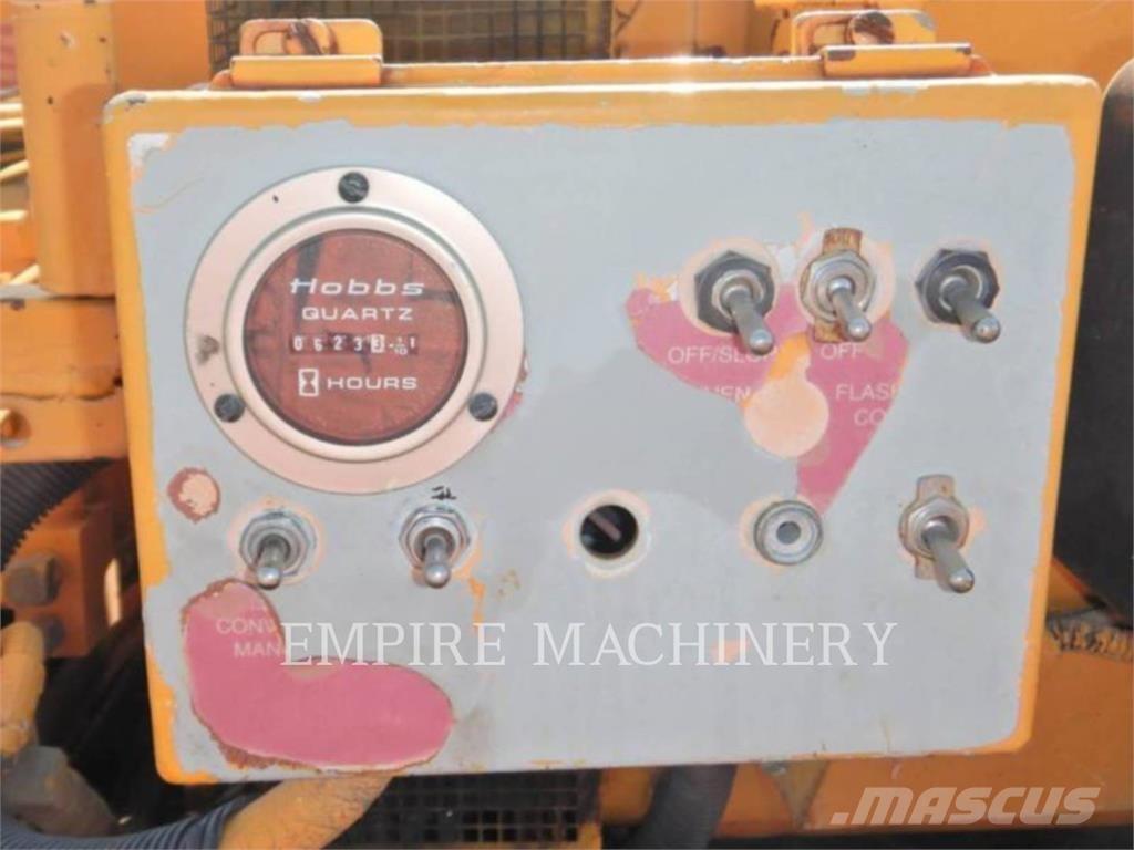 LeeBoy L8500T Finitrici
