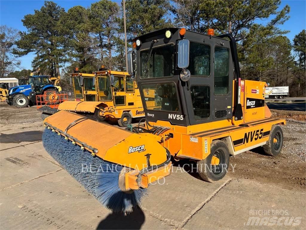 LeeBoy NV55 BROOM Spazzatrici
