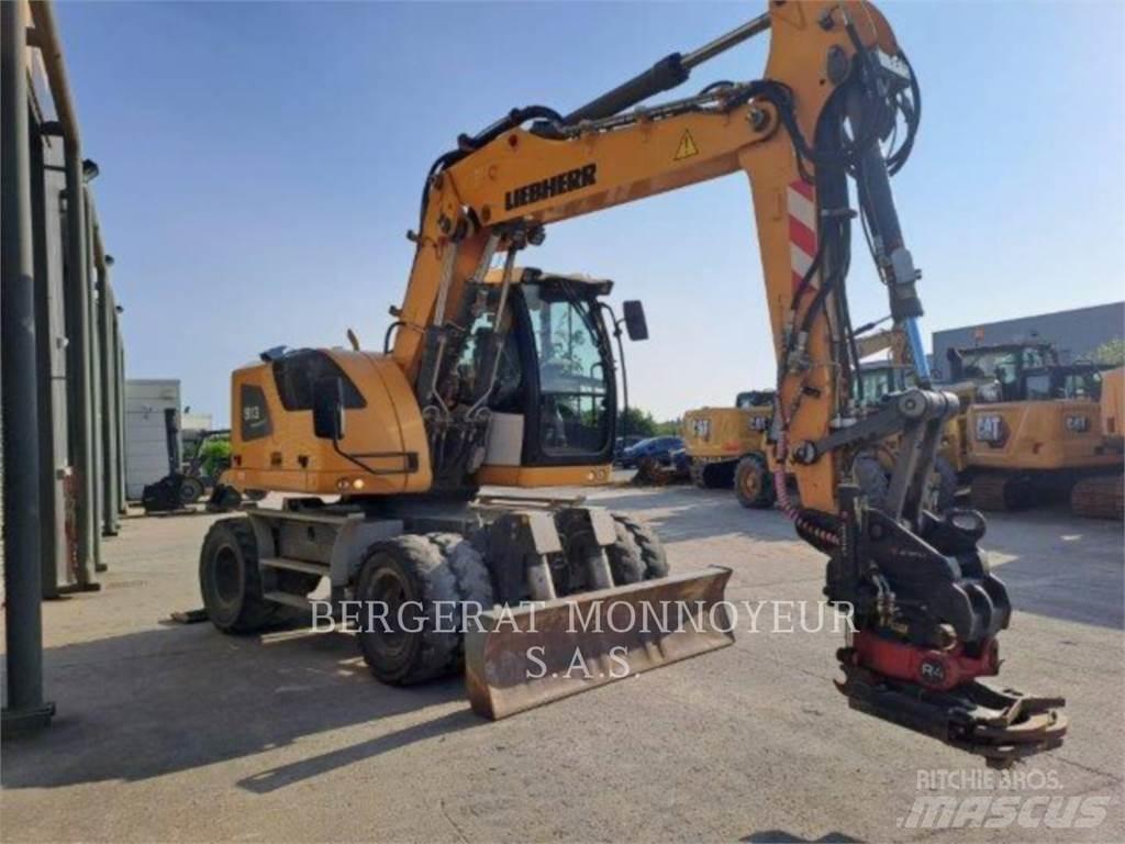 Liebherr A913 Escavatori gommati
