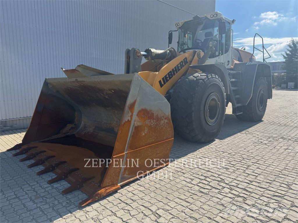 Liebherr L586 Pale gommate
