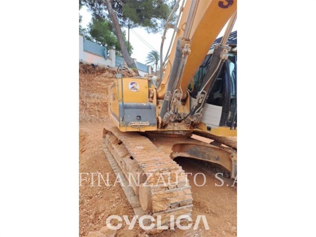 Liebherr R946 Escavatori cingolati