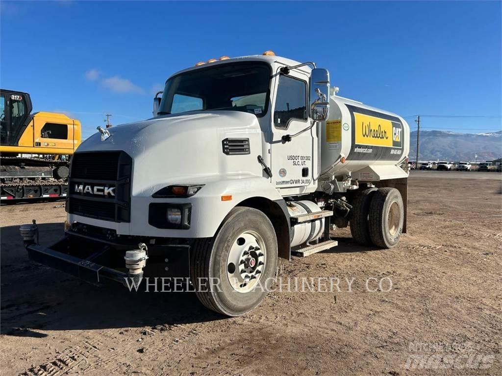 Mack WT2000 A Cisterna