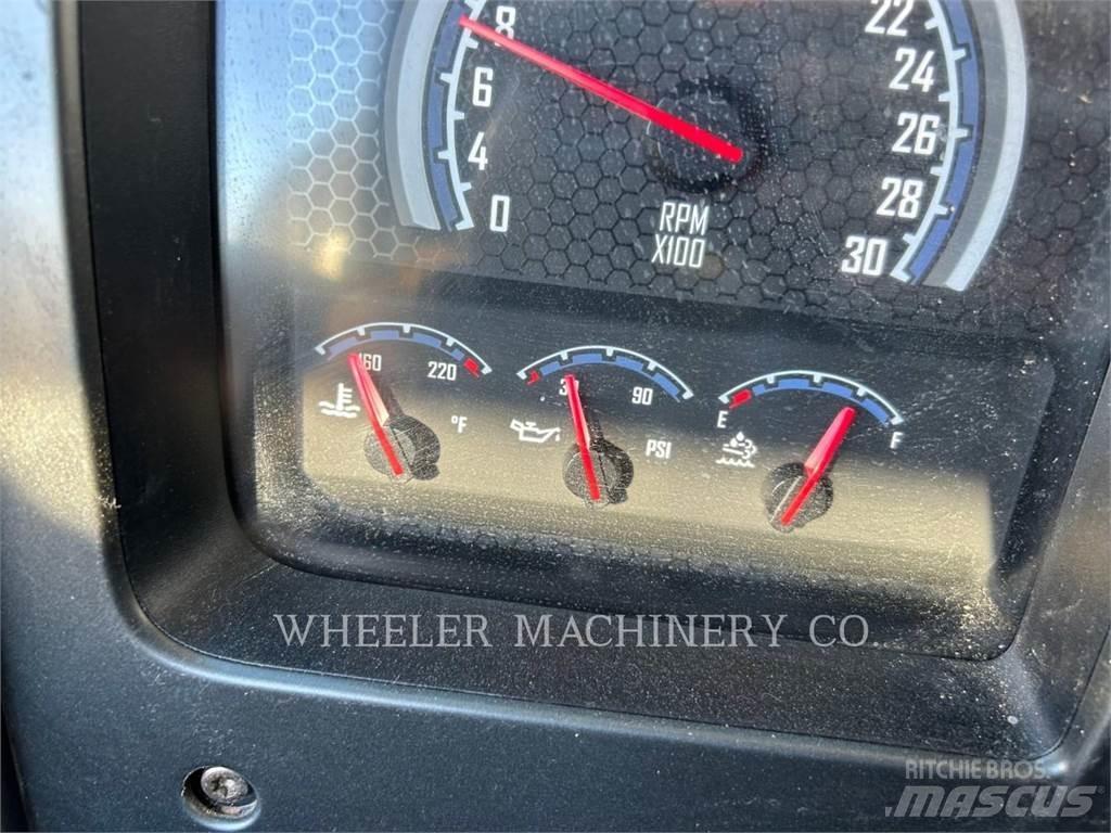 Mack WT2000 A Cisterna