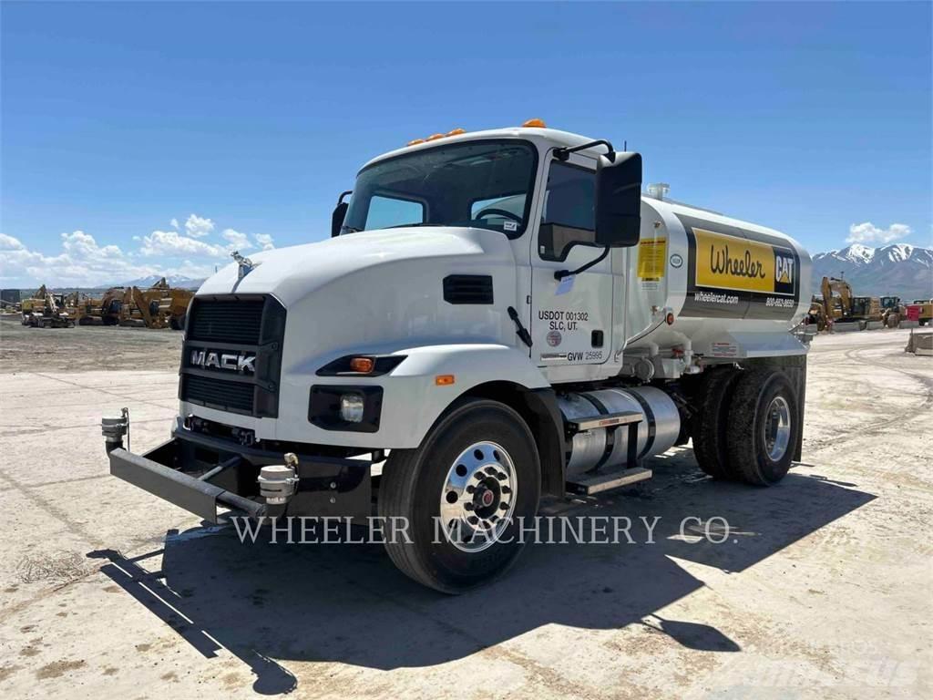 Mack WT2000 A Cisterna
