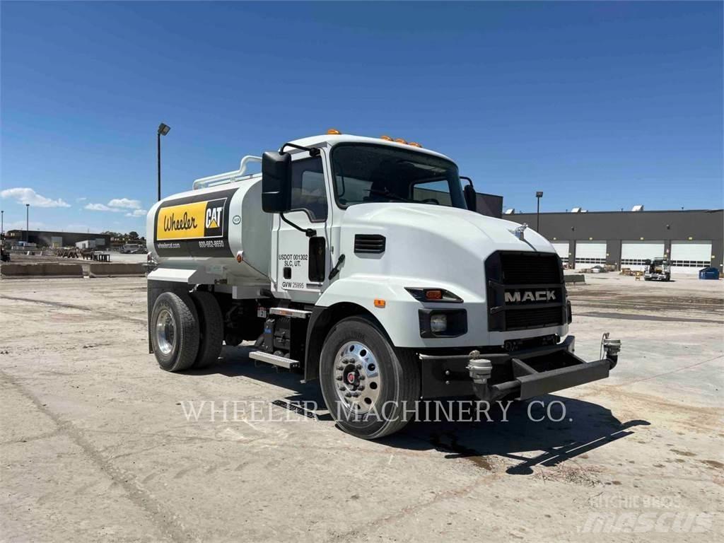 Mack WT2000 A Cisterna