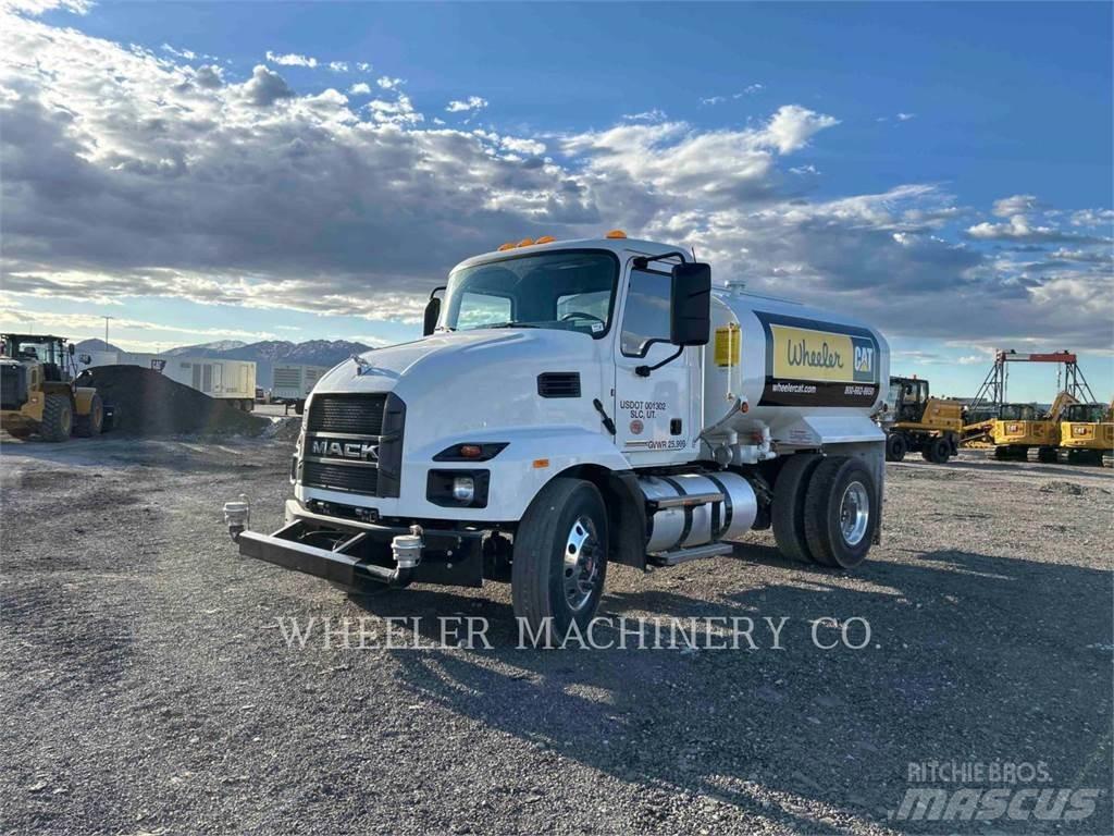 Mack WT2000 A Cisterna
