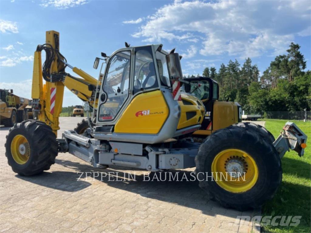 Menzi Muck A91 Escavatori gommati