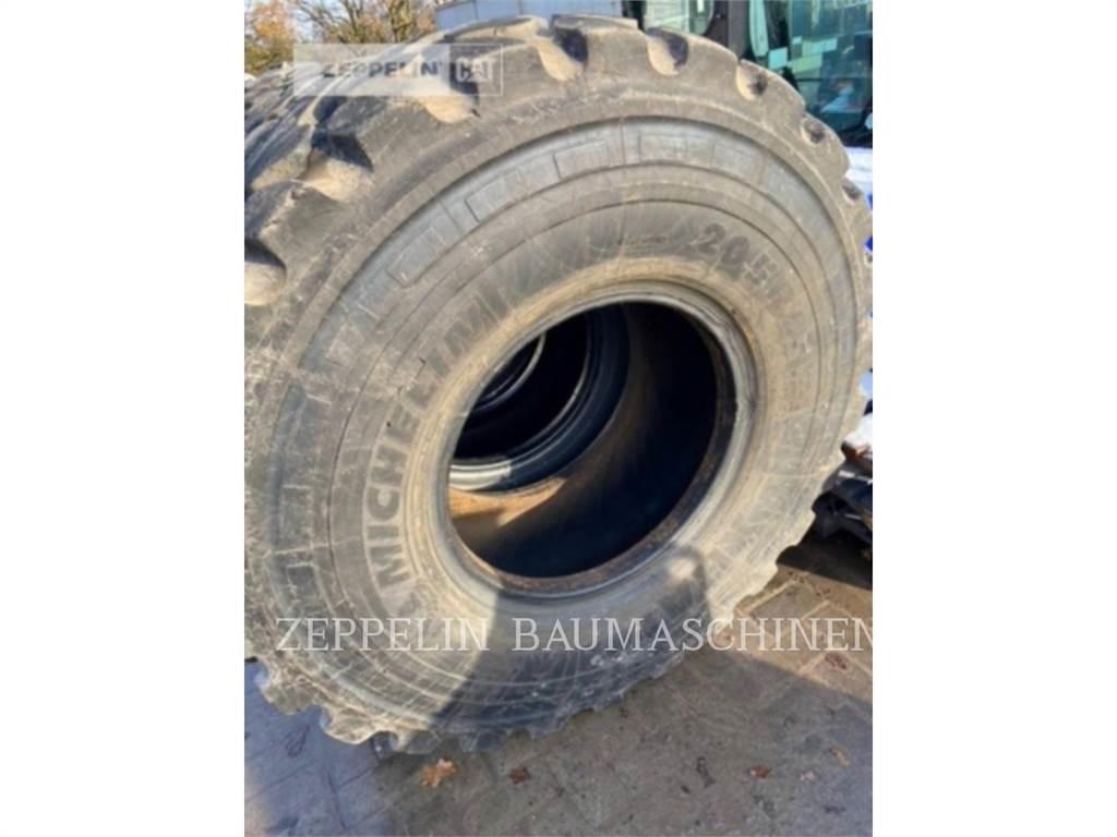 Michelin 4X 20.5R25XHA Pneumatici, ruote e cerchioni