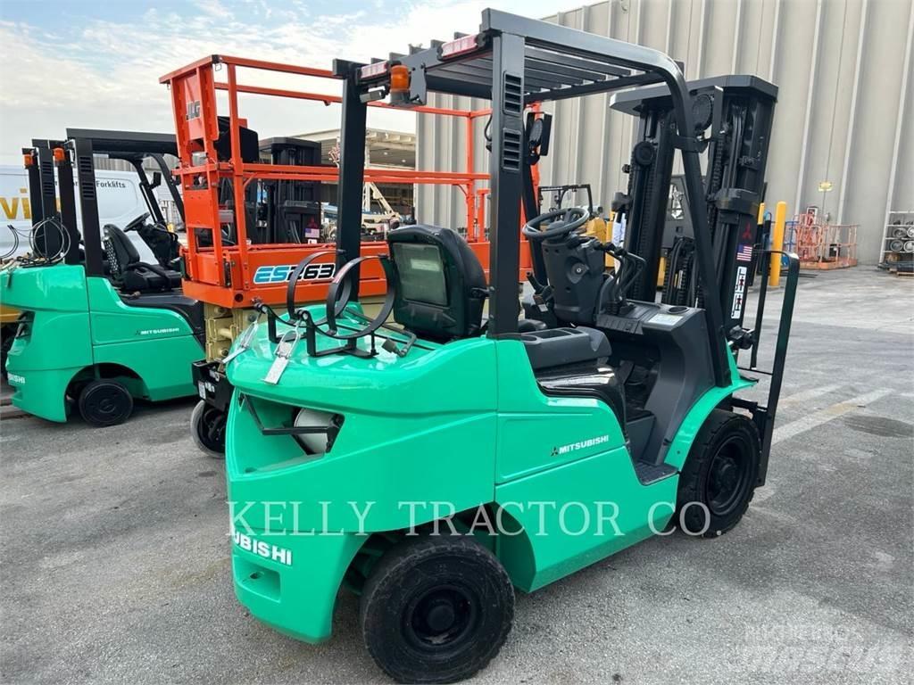 Mitsubishi FGC25 Carrelli elevatori-Altro