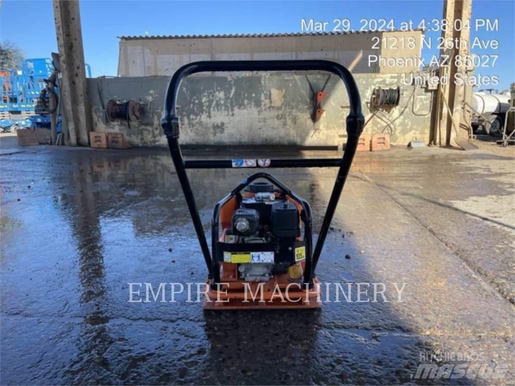MultiQuip 20PLTCOMP Pale gommate