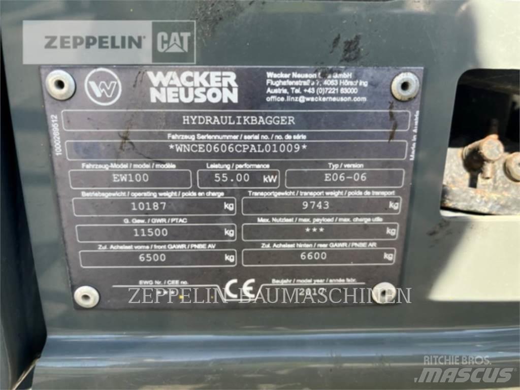 Neuson EW100 Escavatori gommati