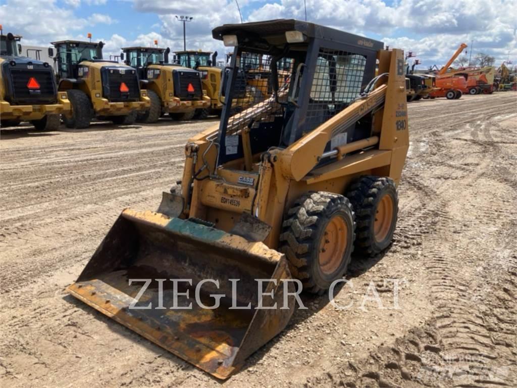 New Holland 1840 Mini Pale Gommate