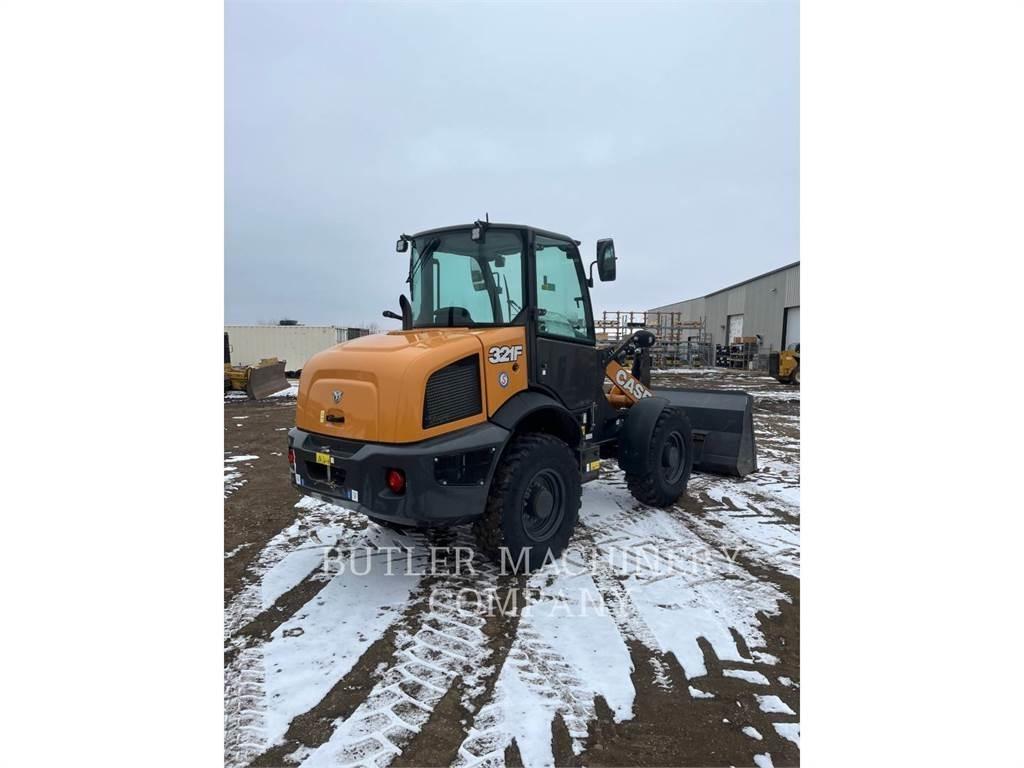 New Holland 321F Pale gommate