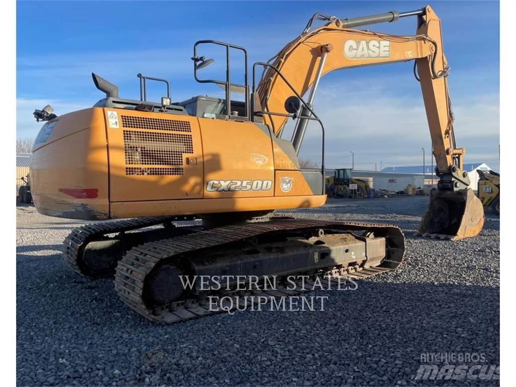 New Holland CX250D Escavatori cingolati