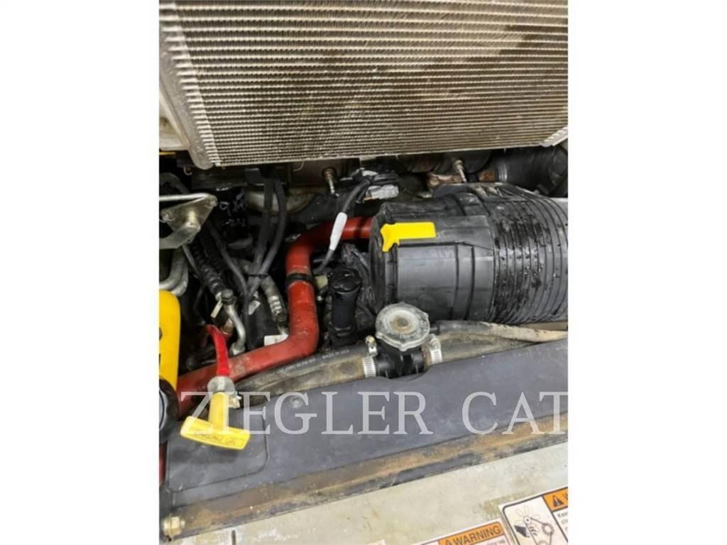 New Holland L220 Mini Pale Gommate