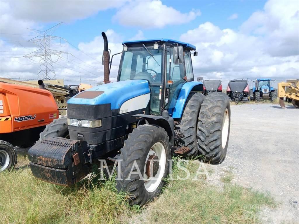 New Holland T7030 Trattori