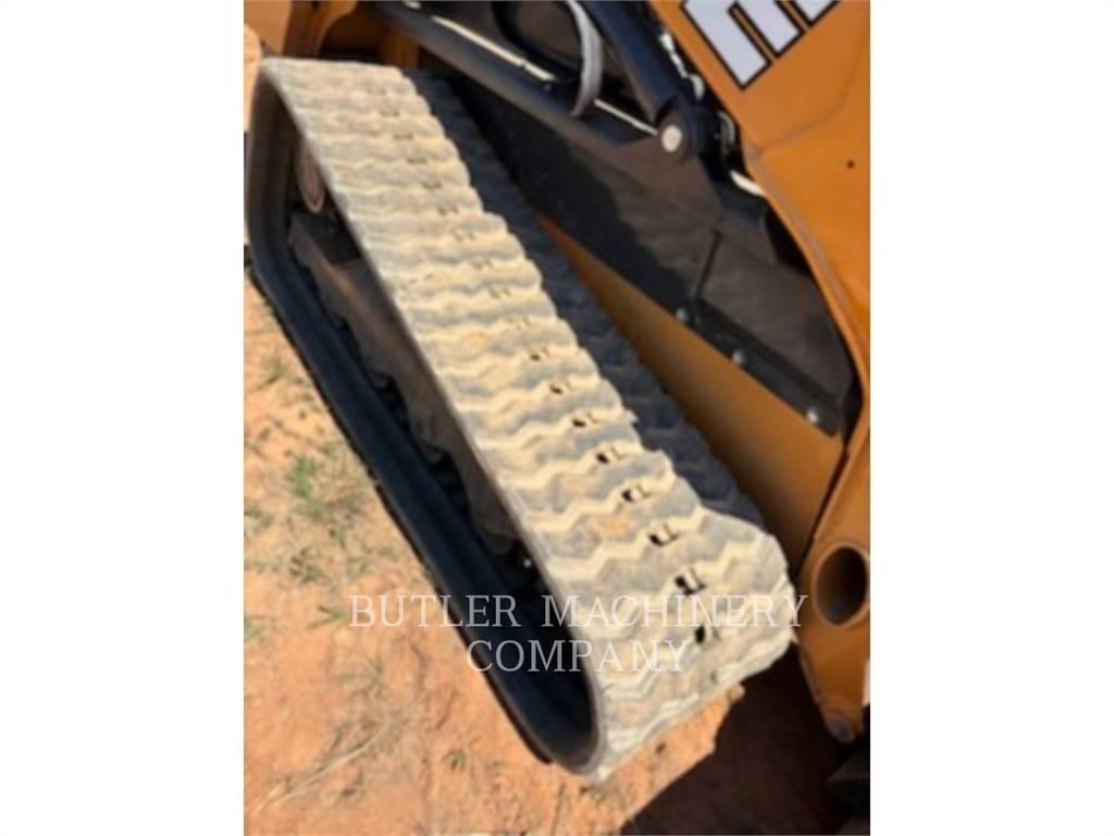New Holland TV370B Pale cingolate