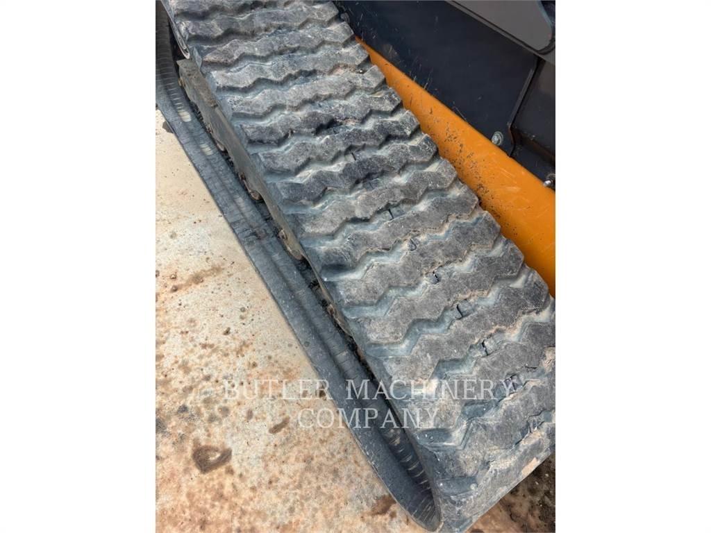 New Holland TV370B Pale cingolate
