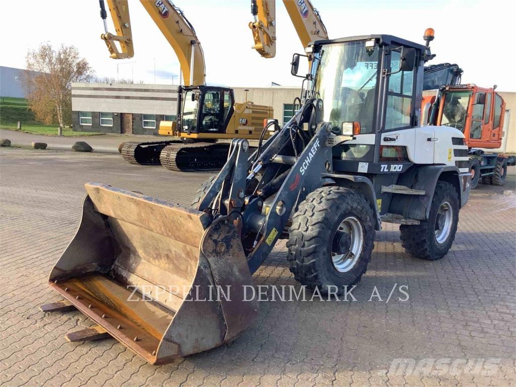 Schaeff TL100 Pale gommate