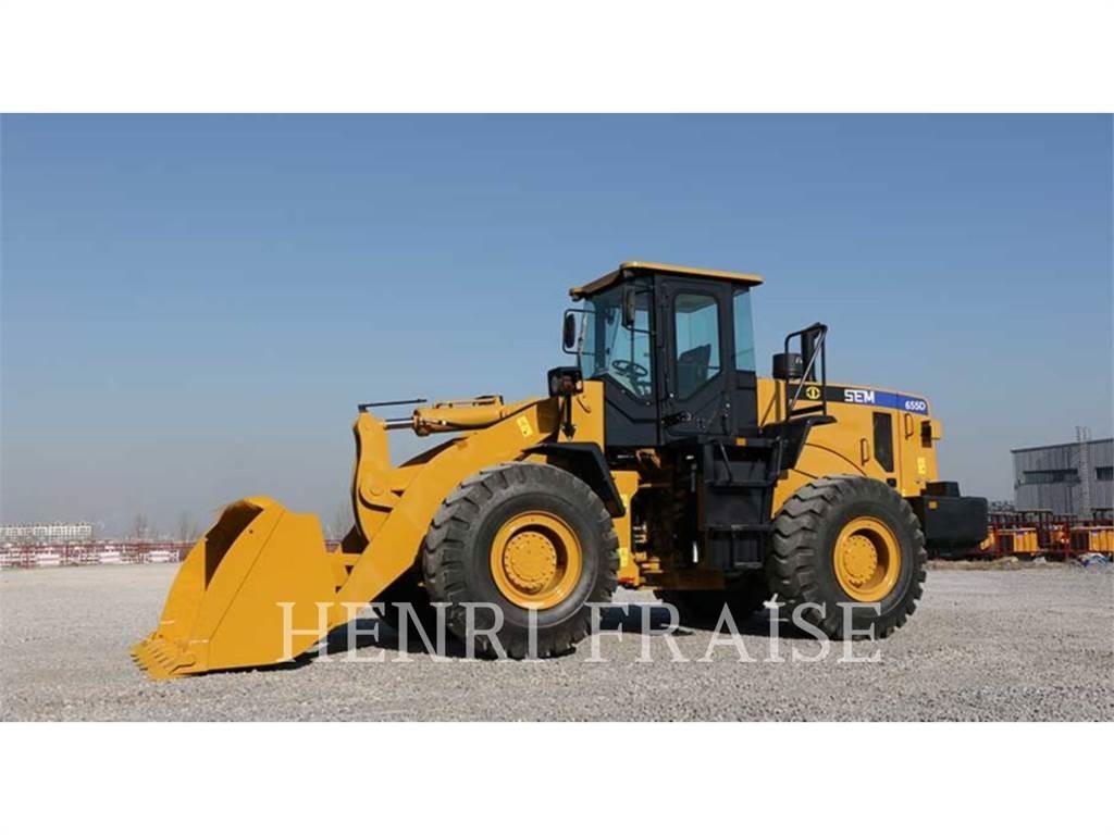 SEM MACHINERY 655 D Pale gommate