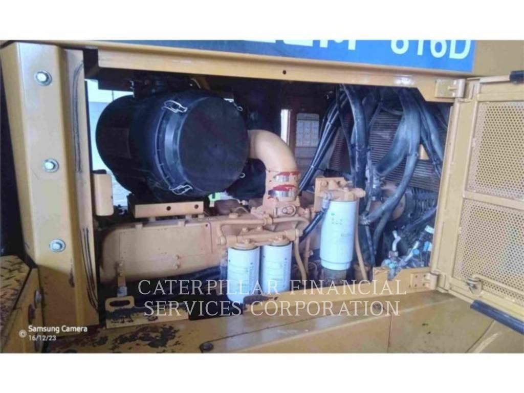 SEM MACHINERY SEM816D Dozer cingolati