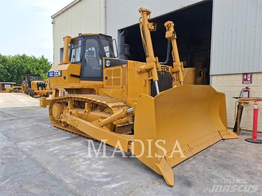 SEM MACHINERY SEM822 Dozer cingolati