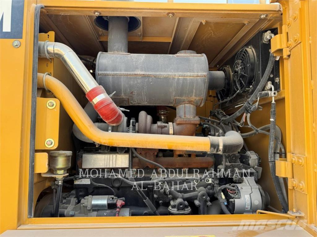 SEM MACHINERY SEM921 Motorgraders