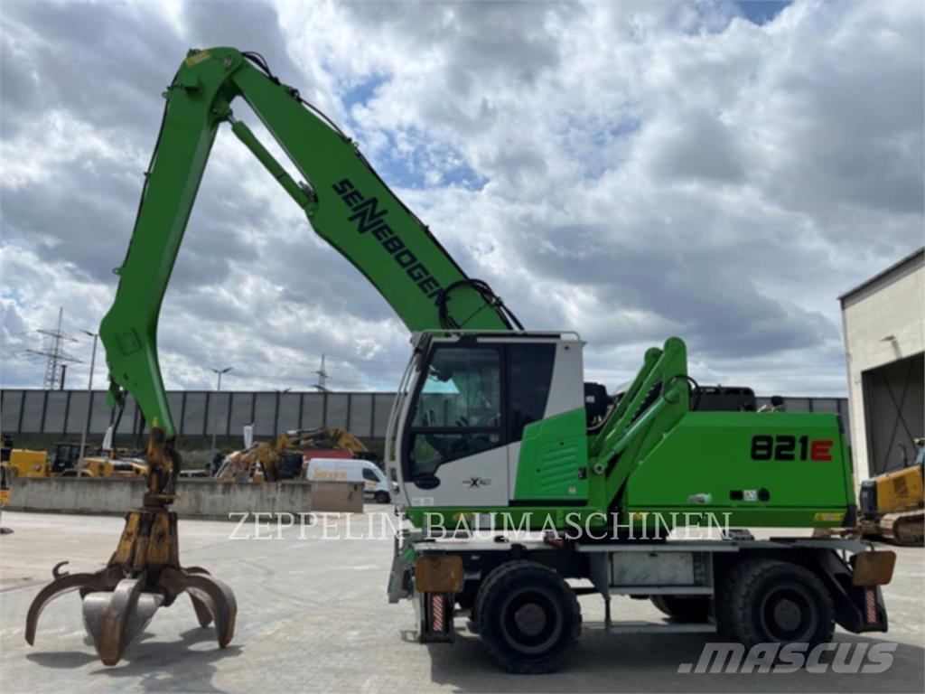 Sennebogen 821E Escavatori da demolizione