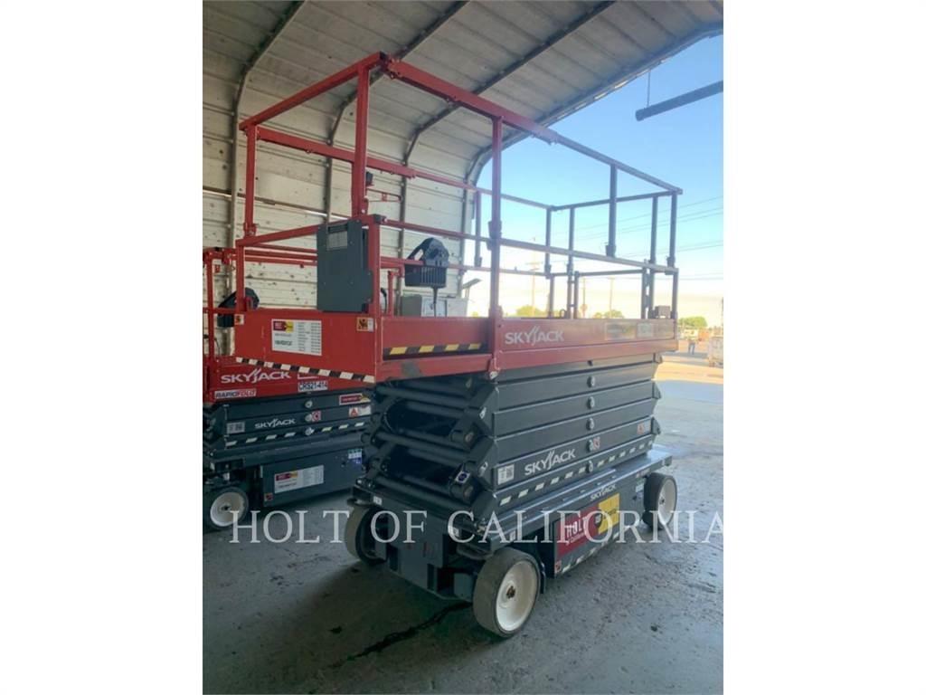 Skyjack SCISSOR40E Piattaforme a pantografo