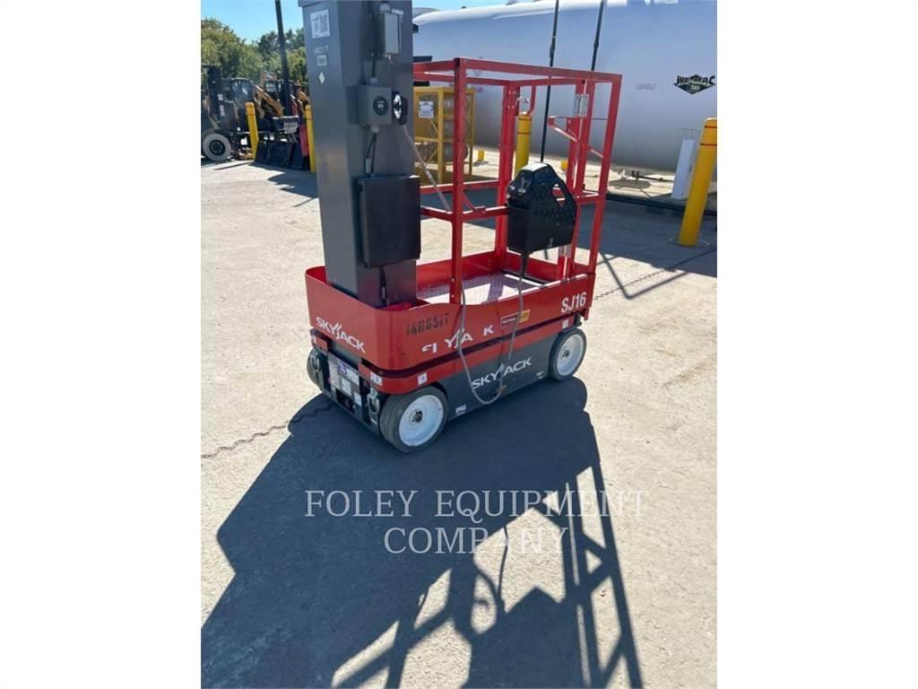 Skyjack SJ16 Piattaforme a pantografo