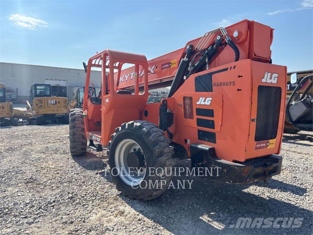 SkyTrak 8042O Sollevatori telescopici