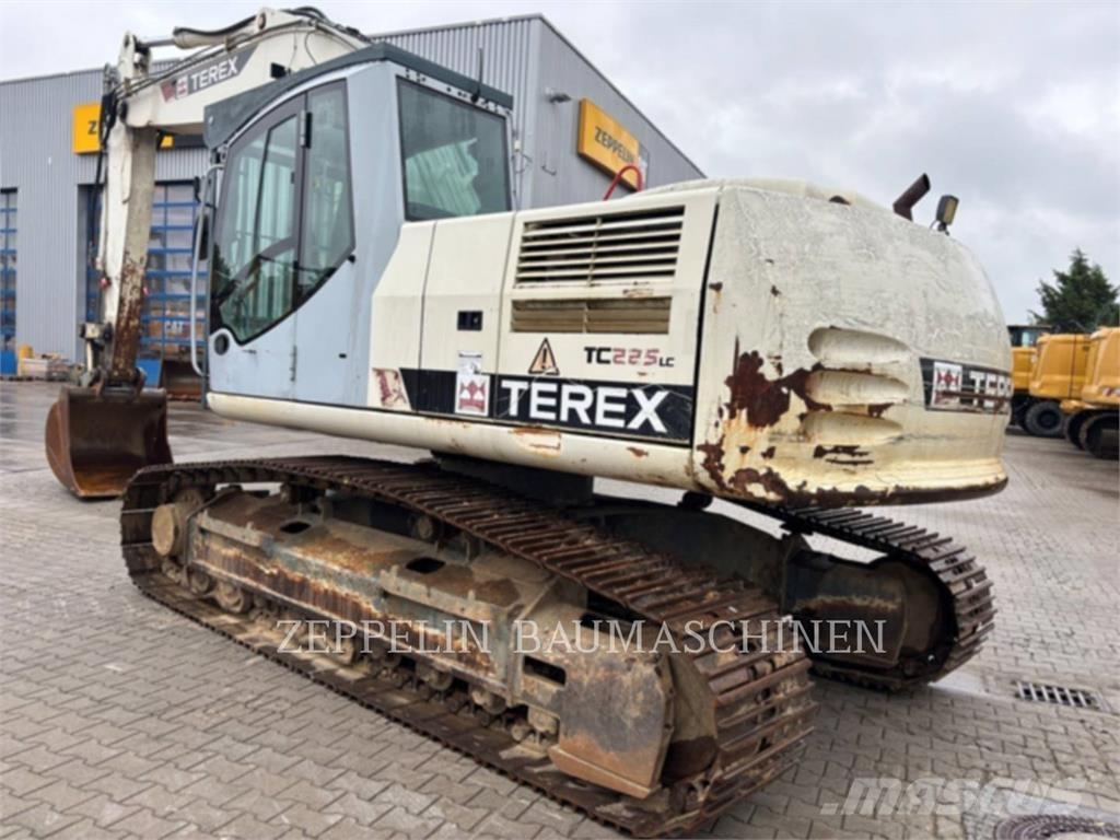 Terex TC225LC Escavatori cingolati