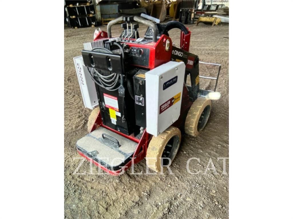 Toro E-DINGO 500 Mini Pale Gommate