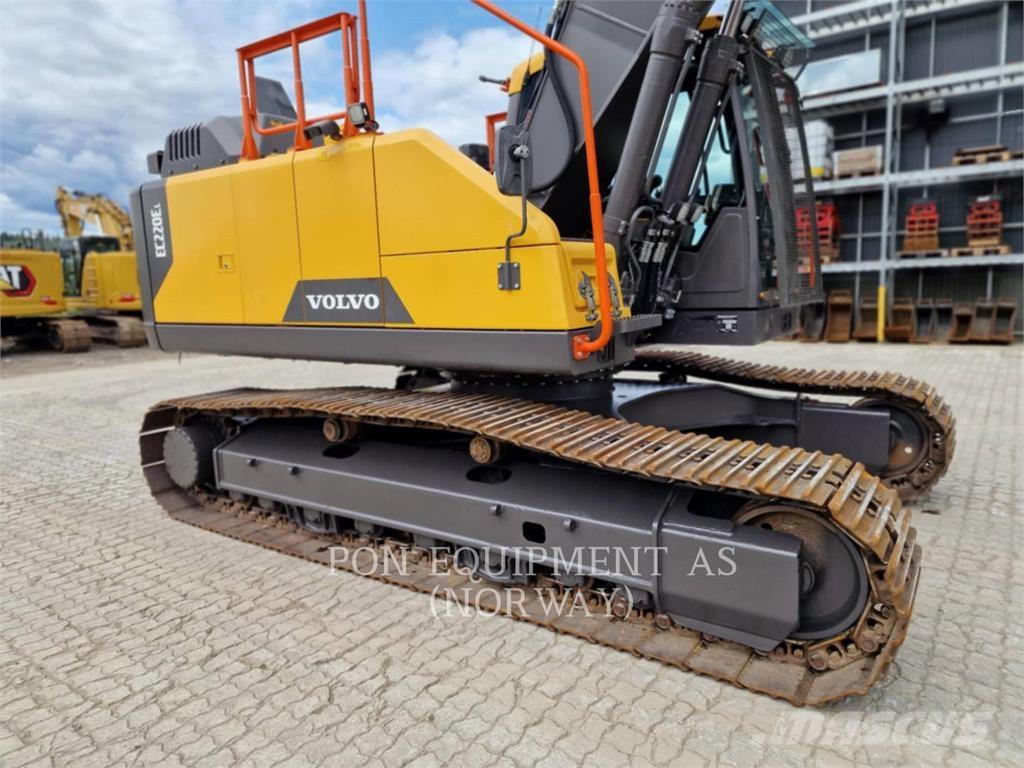 Volvo EC220 Escavatori cingolati
