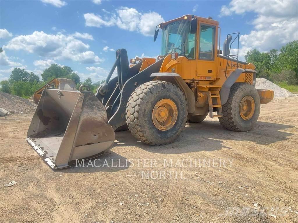 Volvo L110E Pale gommate