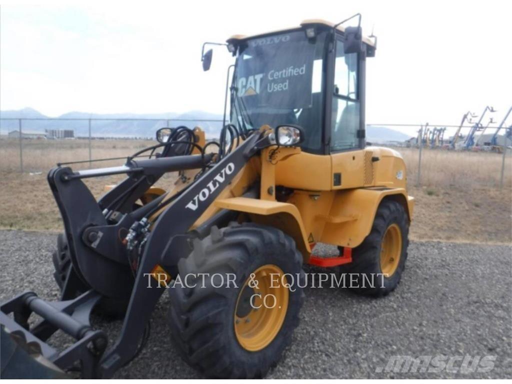 Volvo L30GS Pale gommate