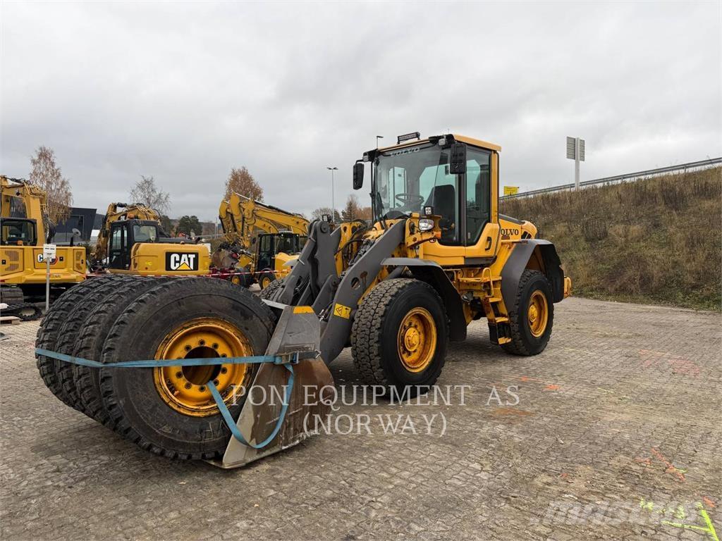 Volvo L60F Pale gommate