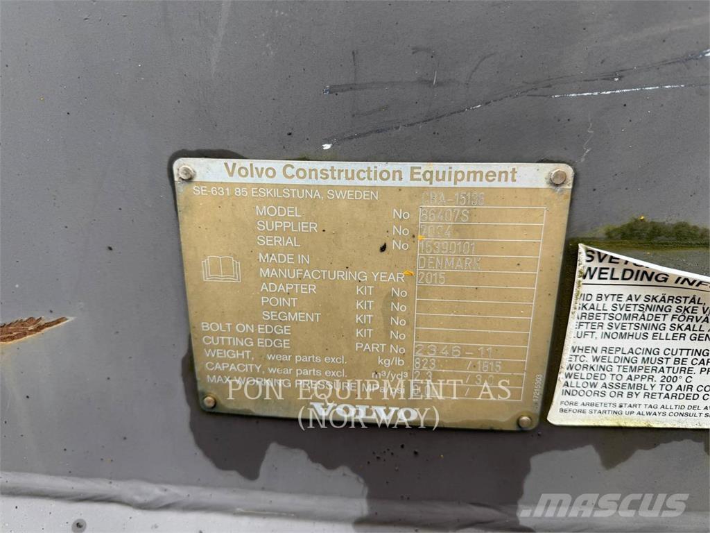 Volvo L60F Pale gommate