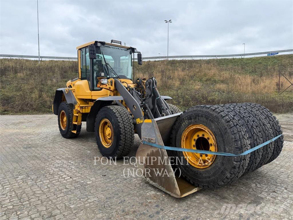 Volvo L60F Pale gommate