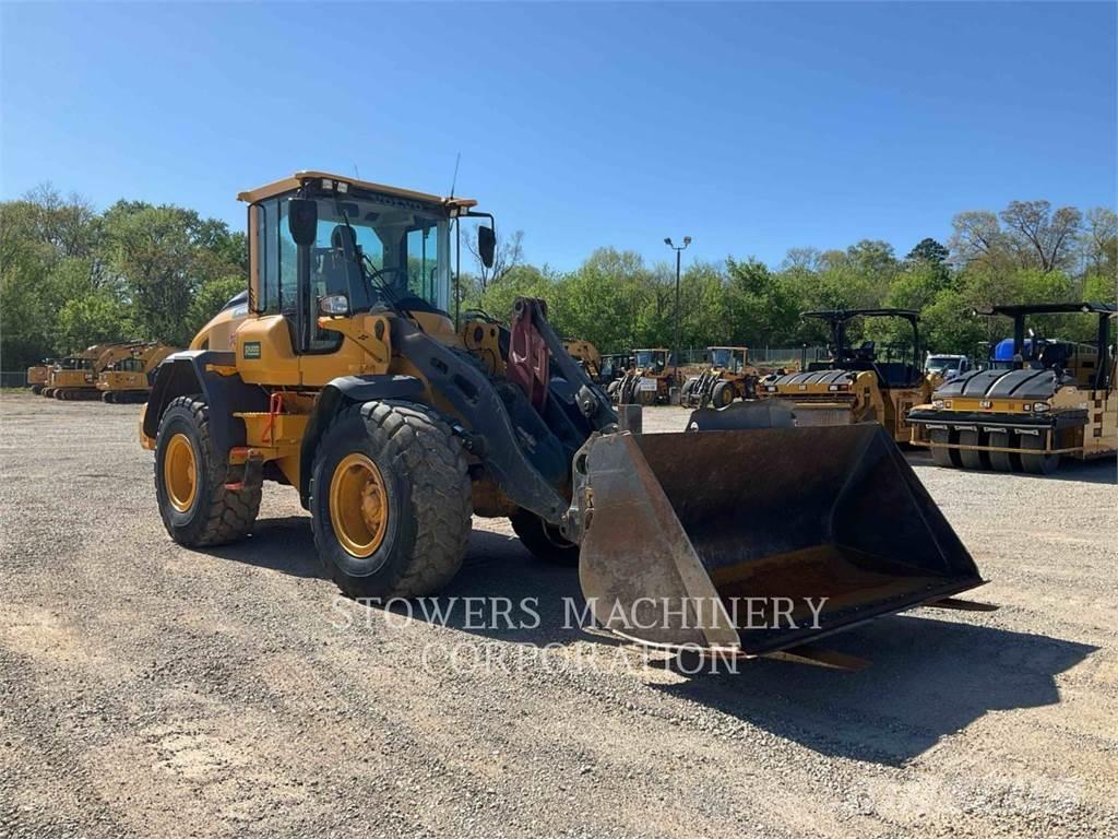Volvo L60H. Pale gommate