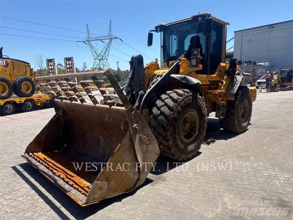 Volvo L90F Pale gommate