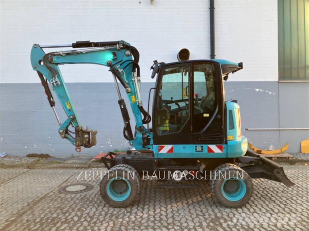 Wacker ZM70 Escavatori gommati