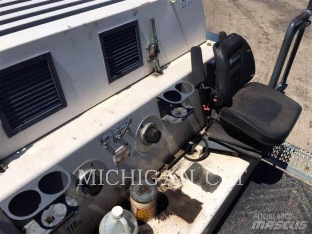 Wirtgen W2100 Fresa a freddo per asfalto