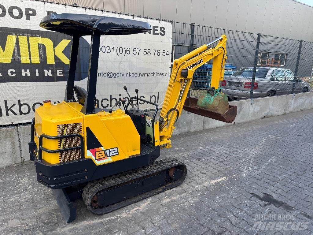 Yanmar B12 Miniescavatori