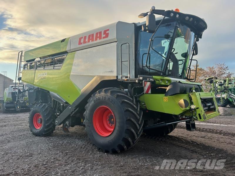 CLAAS LEXION 5400 Mietitrebbiatrici