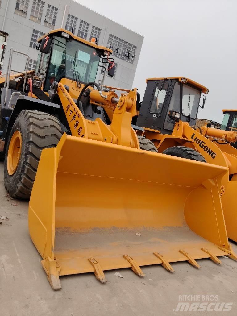 SDLG LG 958 F Pale gommate