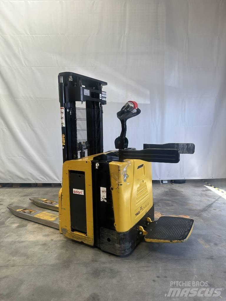 Yale MS12X Transpallet uomo a terra